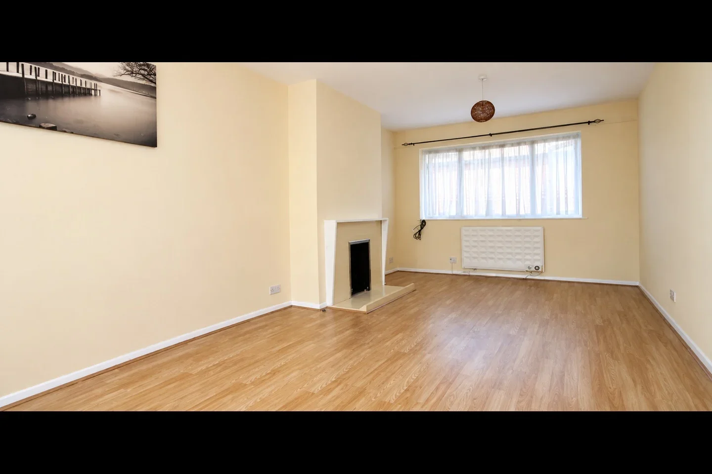 Flat Bellegrove Road in Greater London