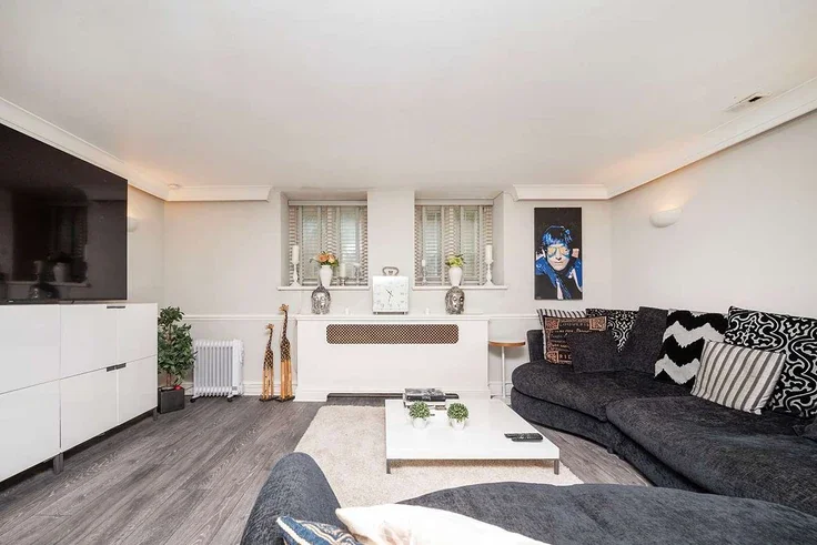 Flat Edith Grove in Greater London