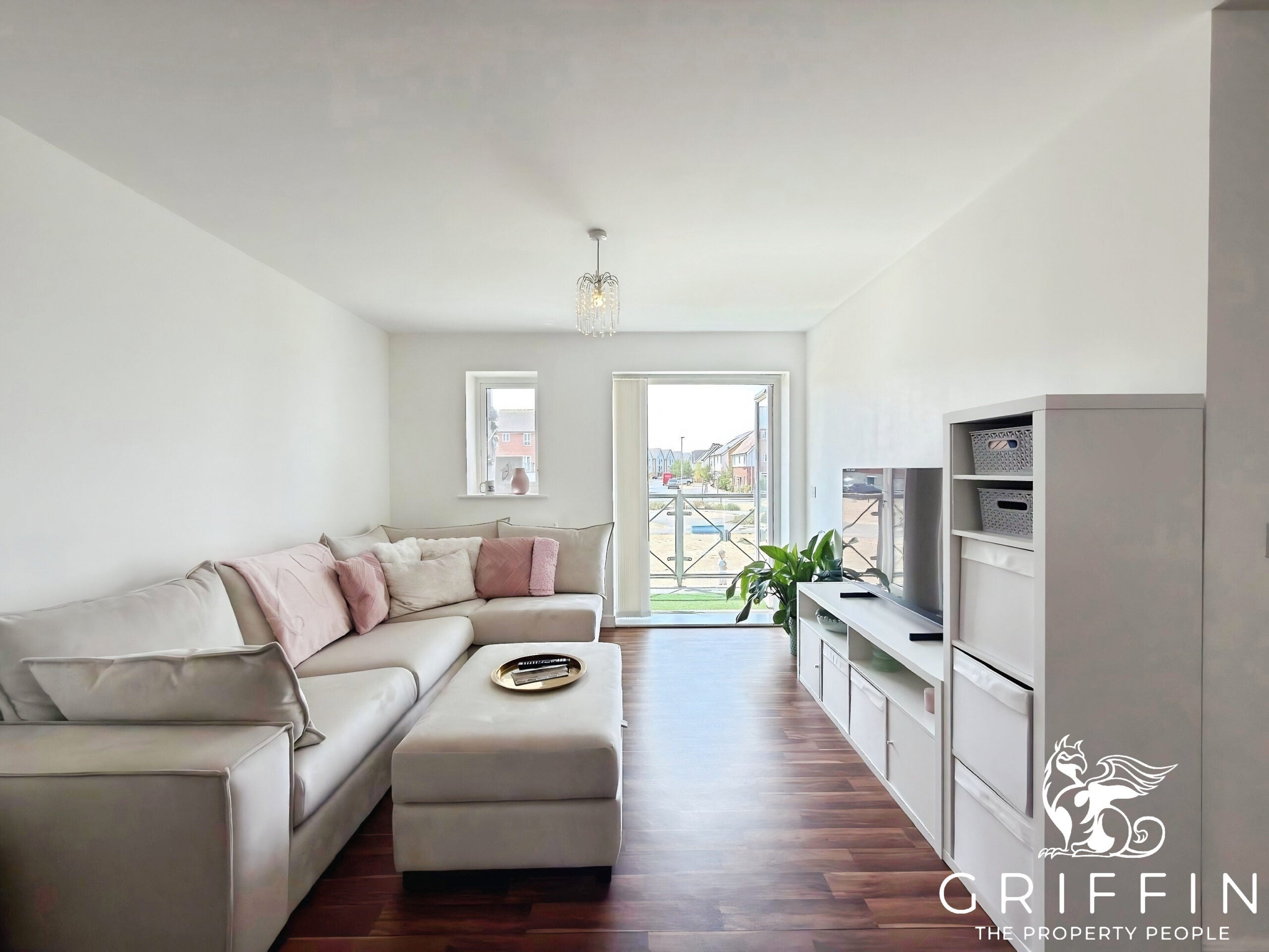 Flat Woodside Close in Grays