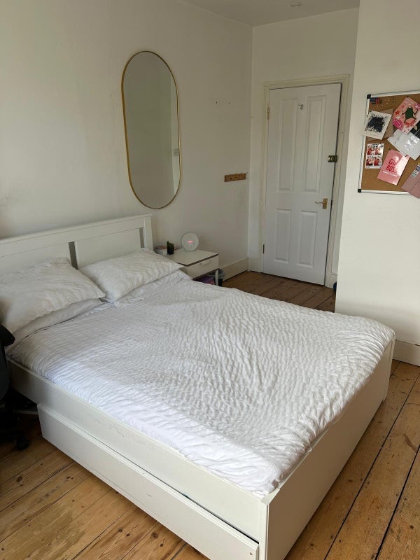Room Dagnan Road in Greater London