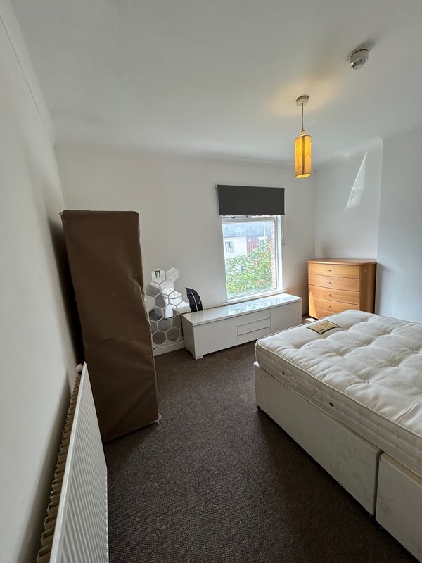 Room Tamworth Road in Tamworth