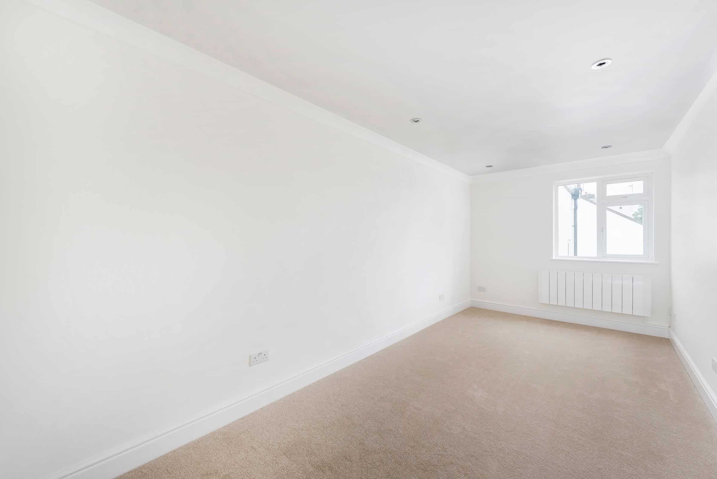 Flat Upper Tooting Road in Greater London