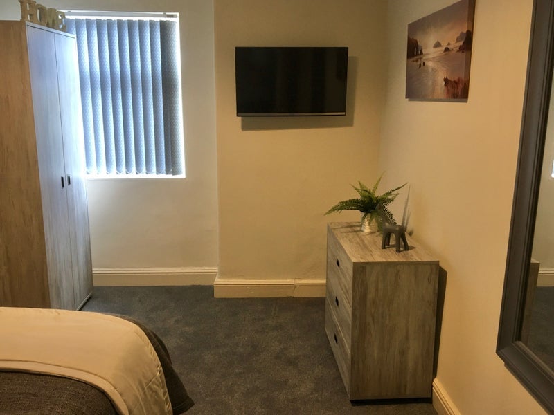 Room Oriel Street in Stoke-on-Trent