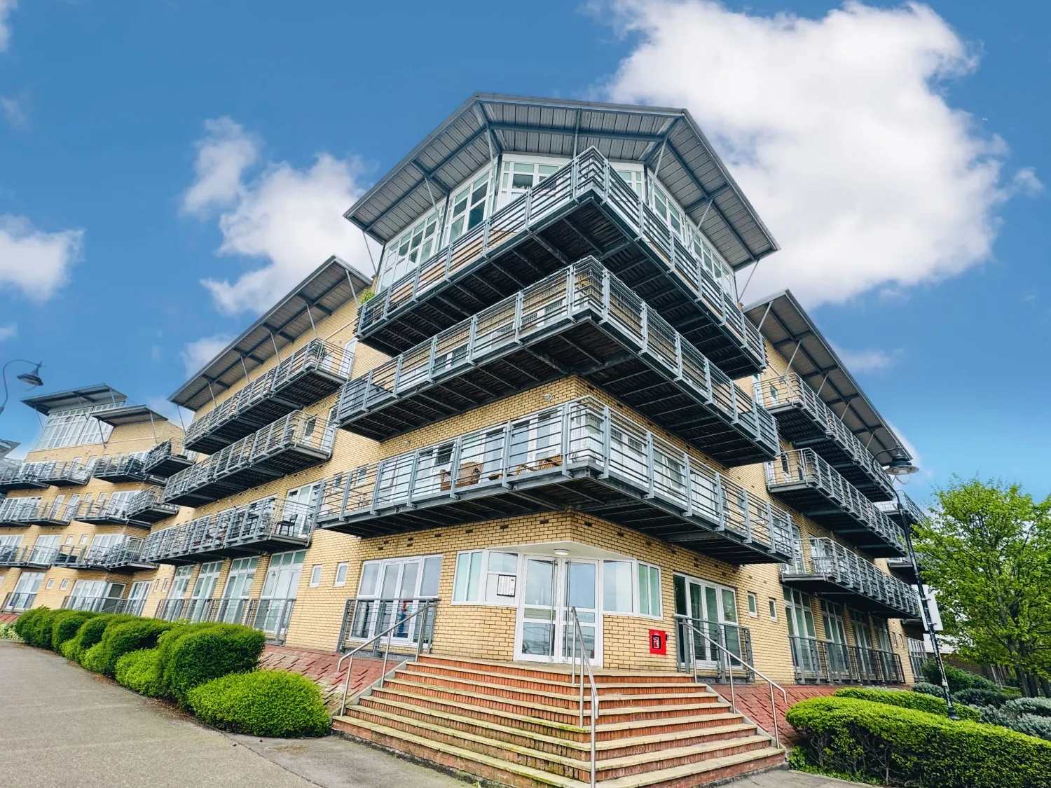 Flat Portland Place in Dartford