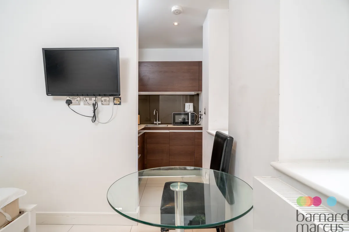 Flat Judd Street in Greater London