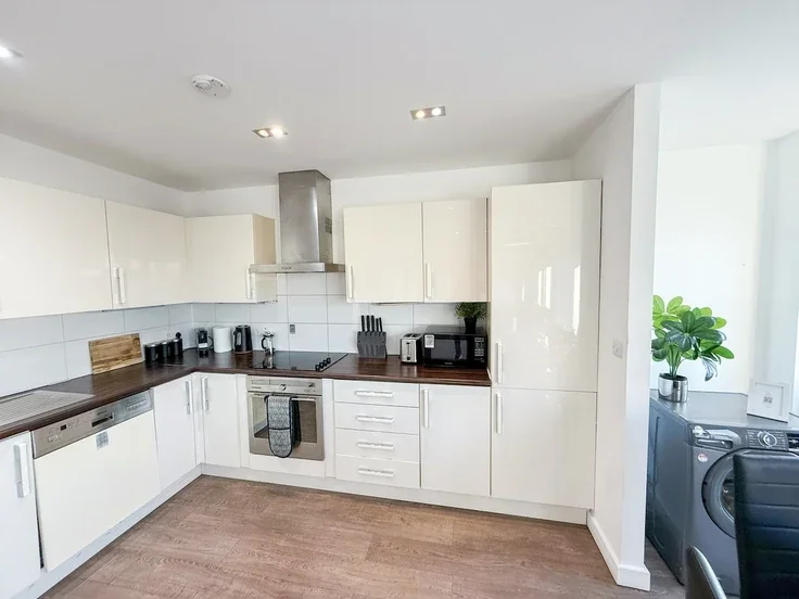 Flat Bridport Place in Greater London