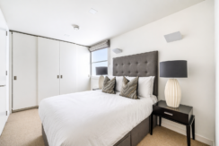 Flat Fulham Road in Greater London