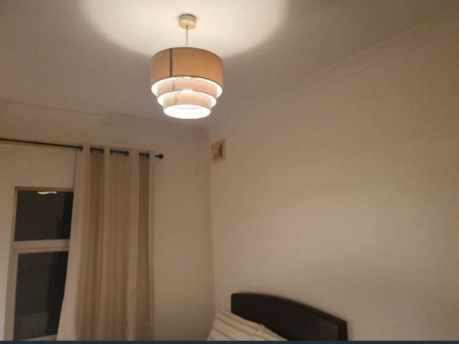 Room Ellys Road in Coventry