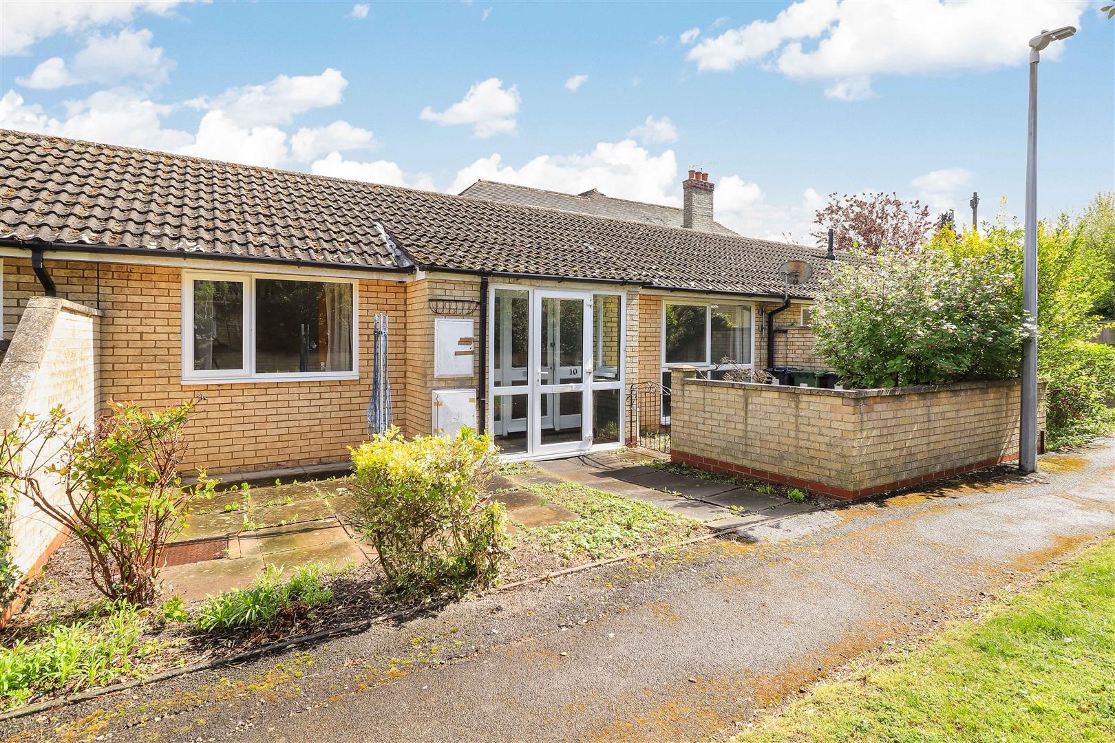 Flat Colwyn Close in Cambridge