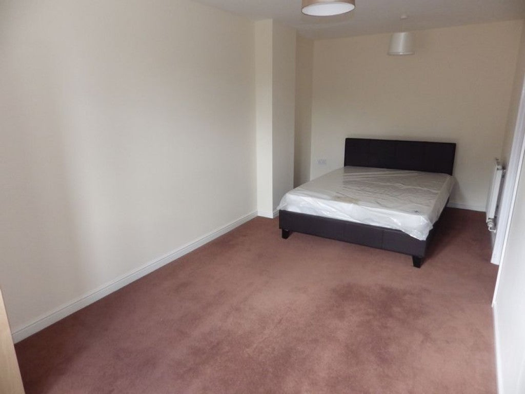 Flat Hornbeam Close in Bradley Stoke