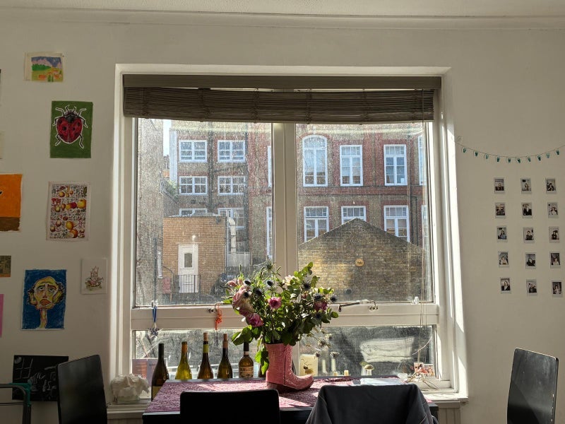 Room Brandon Street in Greater London