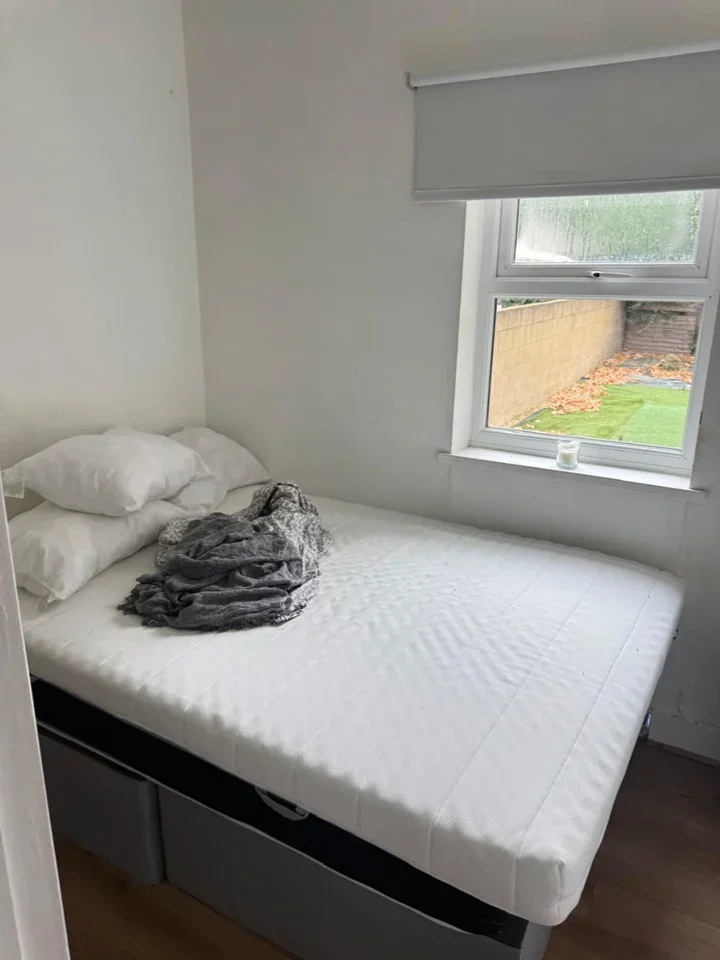 Flat Norman Road in Greater London