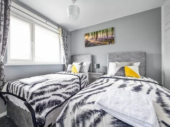 Flat Norman Road in Greater London
