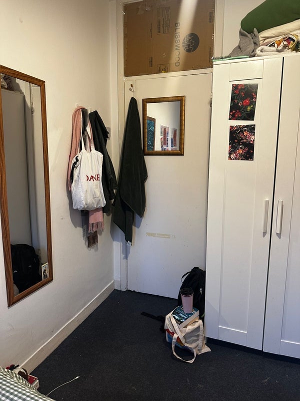 Room Balham Hill in Greater London