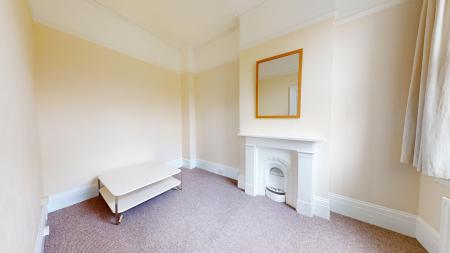 Flat First Avenue in Hove