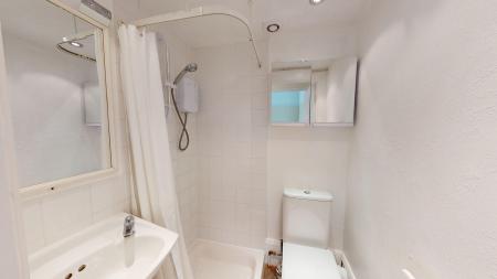 Flat First Avenue in Hove