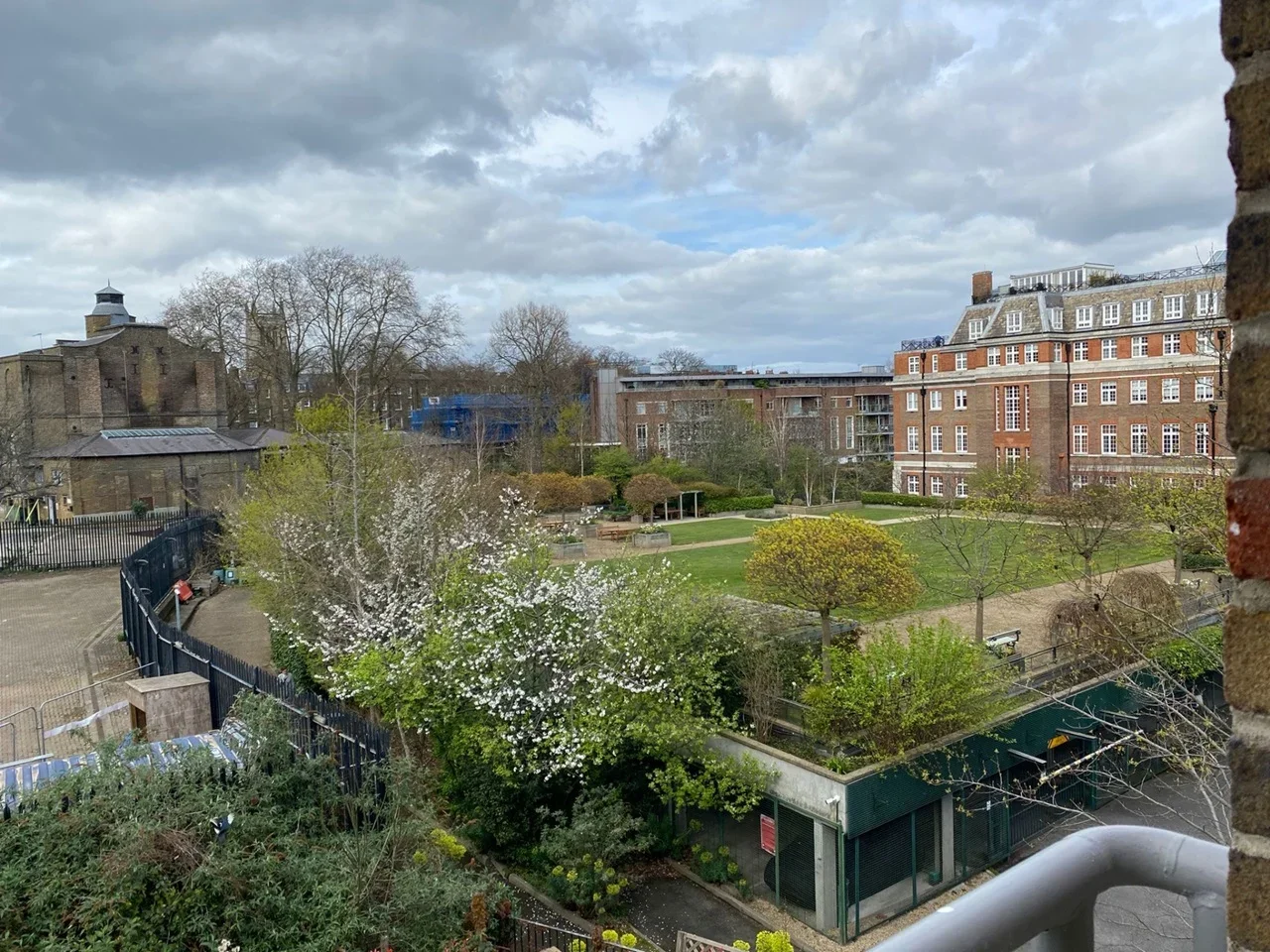 Flat Hardwick Street in Greater London