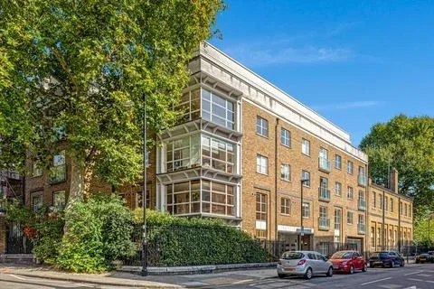 Flat Hardwick Street in Greater London