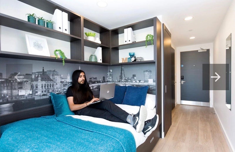 Room America Square in City of London