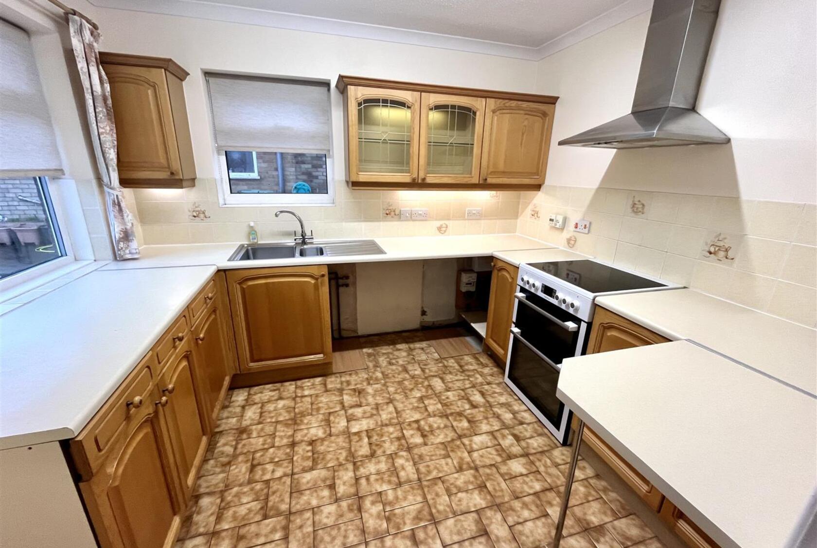 House Clifford Pye Close in Broadland