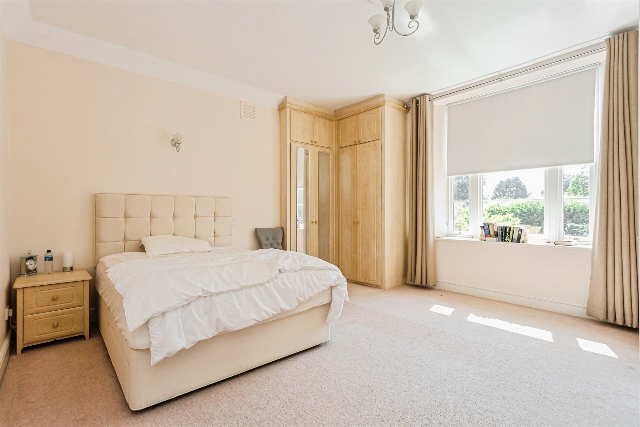 Flat Hett Close in Mid Sussex