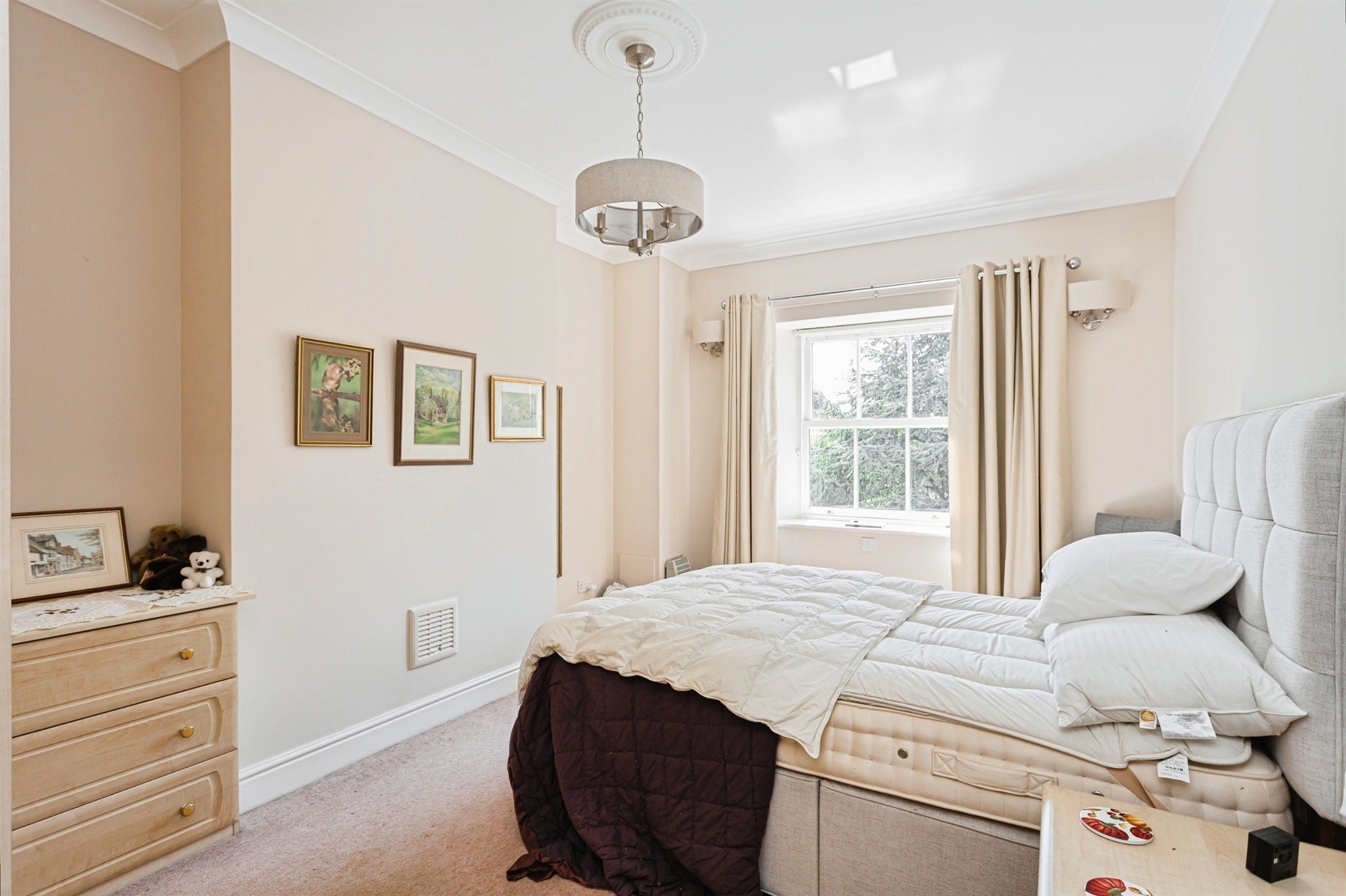 Flat Hett Close in Mid Sussex