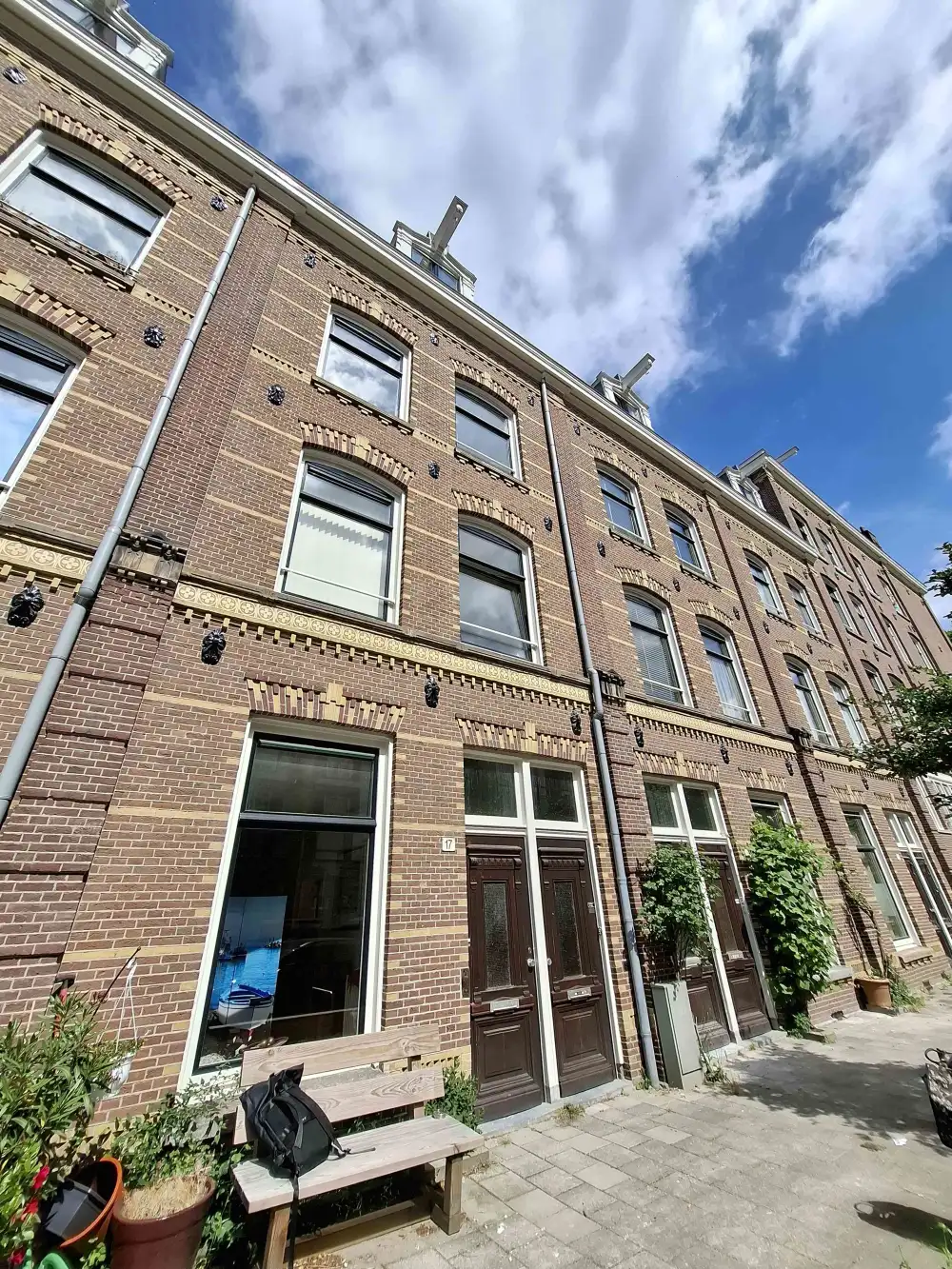 Huis Plantage Badlaan 17 in Amsterdam