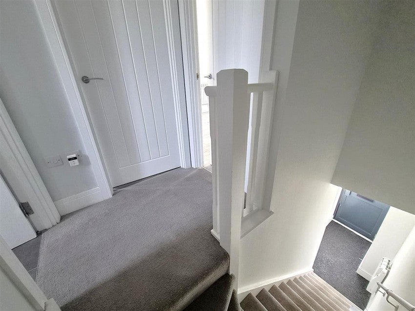 Flat Herbert Road in Greater London