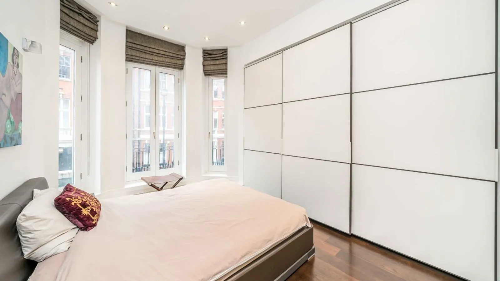 Flat Park Street in City of Westminster
