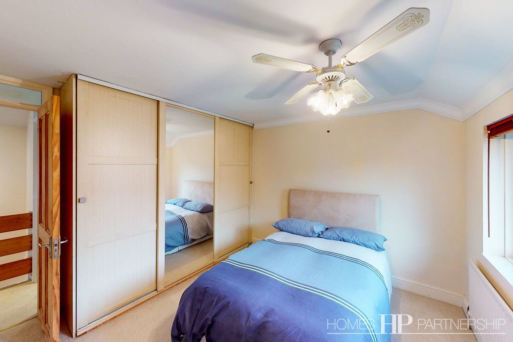 House Peacemaker Close in Crawley