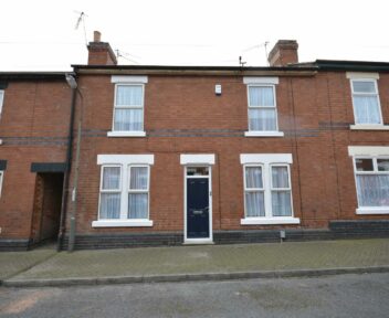 House Severn Close in East Staffordshire