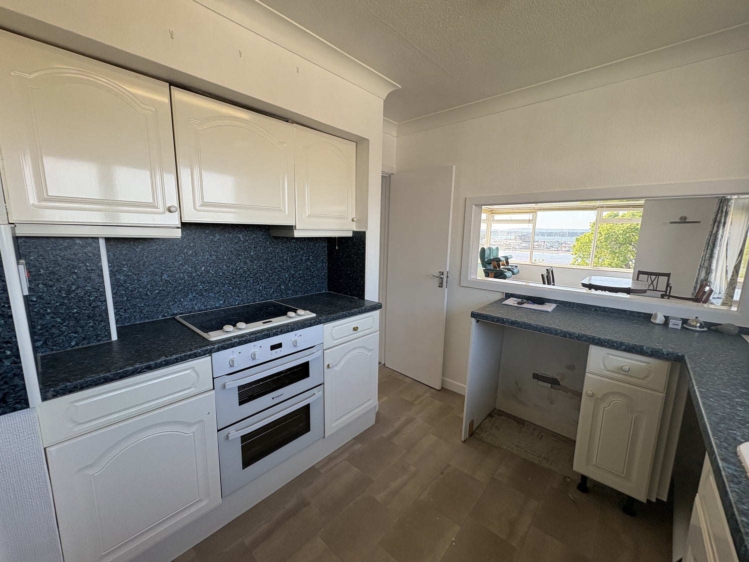 Flat Daylesford Close in Poole