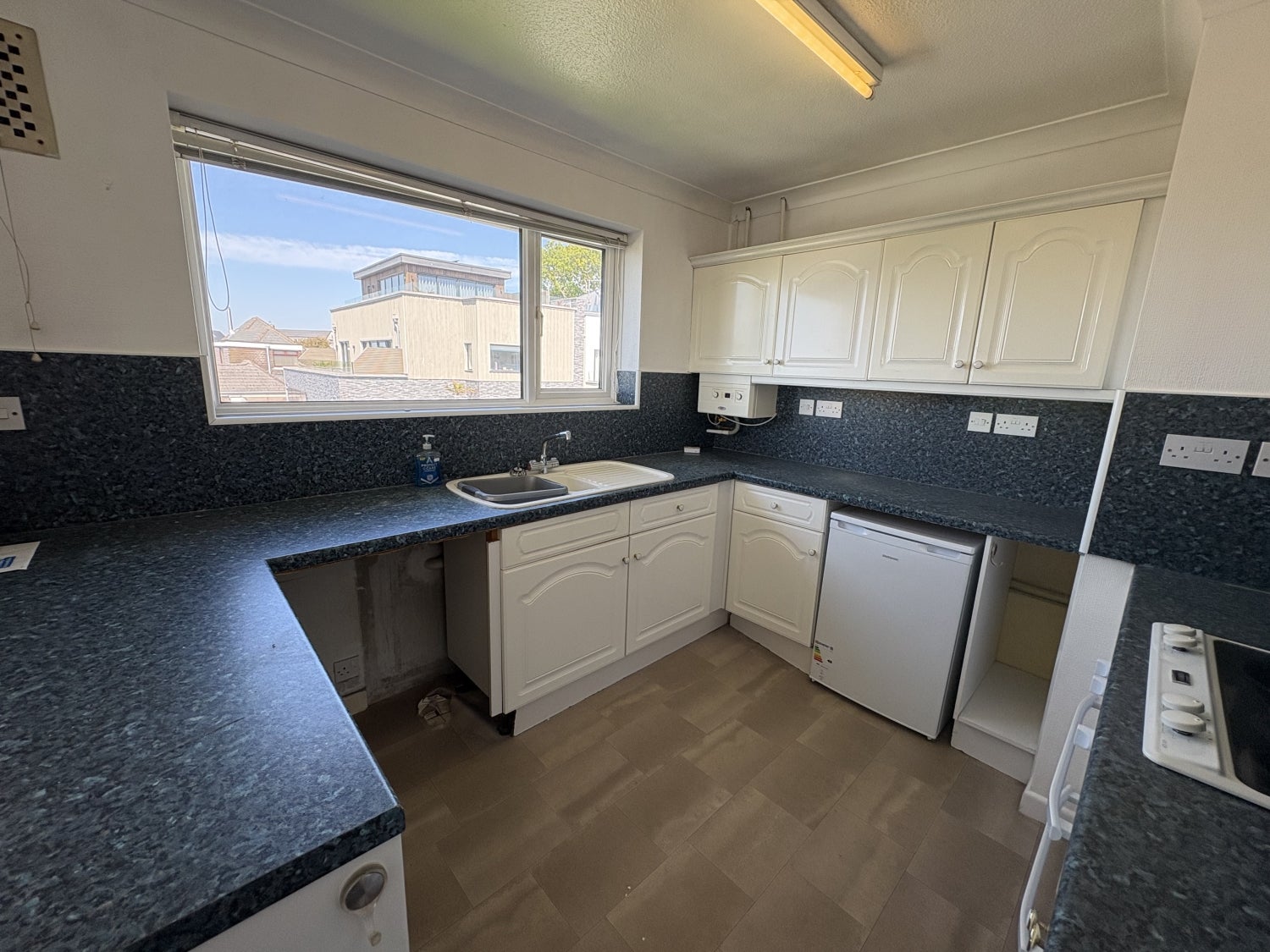 Flat Daylesford Close in Poole