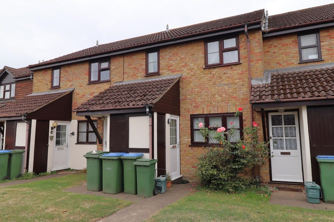 Flat Walton Park in Walton on Thames