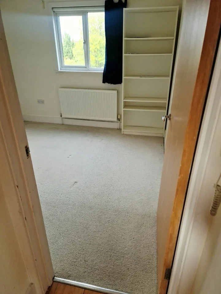 Flat Campden Road in Greater London