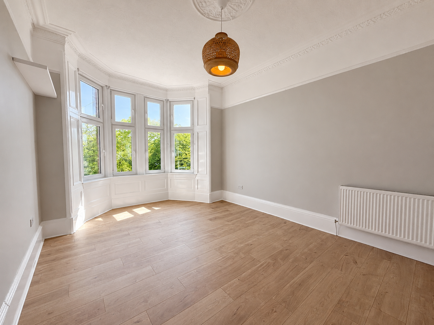 Flat Paisley Road West in Glasgow