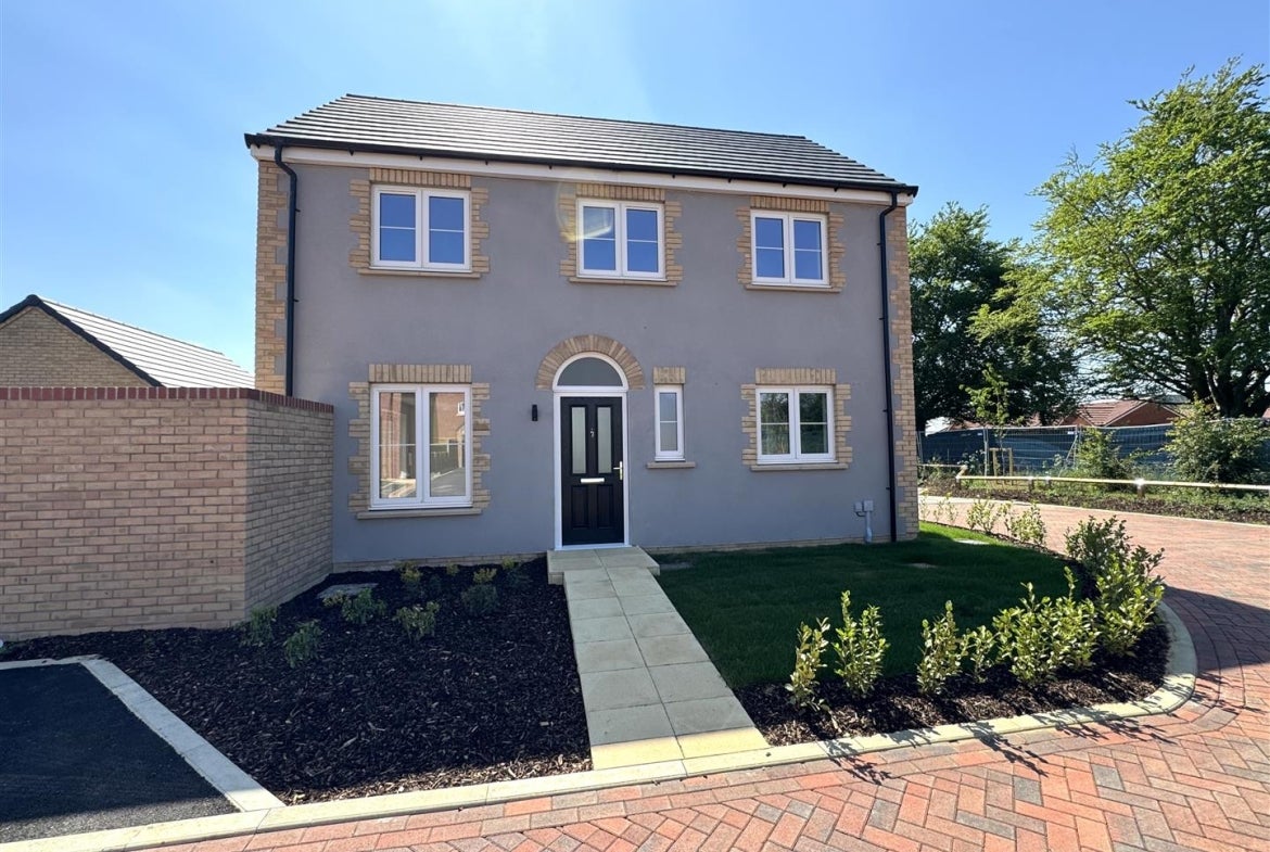 House Red Fen Road in Wilburton