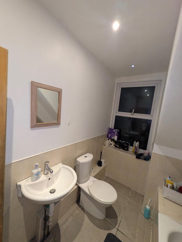 Room Woolwich Road in Greater London