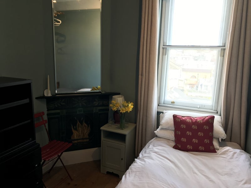 Room Flood Street in Greater London