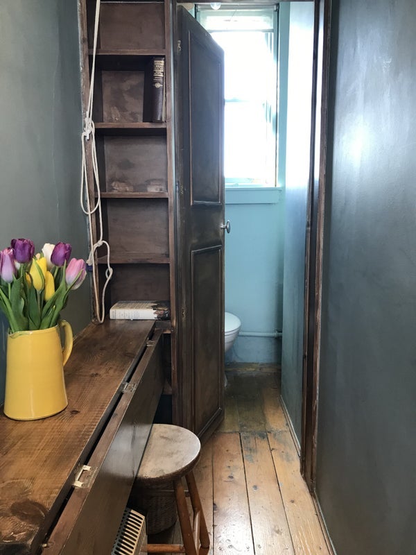 Room Flood Street in Greater London