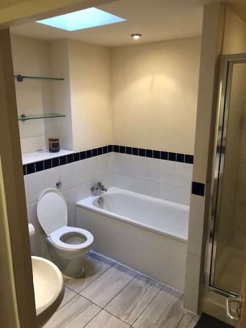 Room Claremont Road in Greater London
