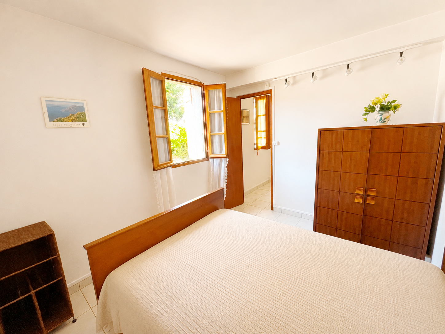 Appartement Rue Monseigneur Casanova à Corte