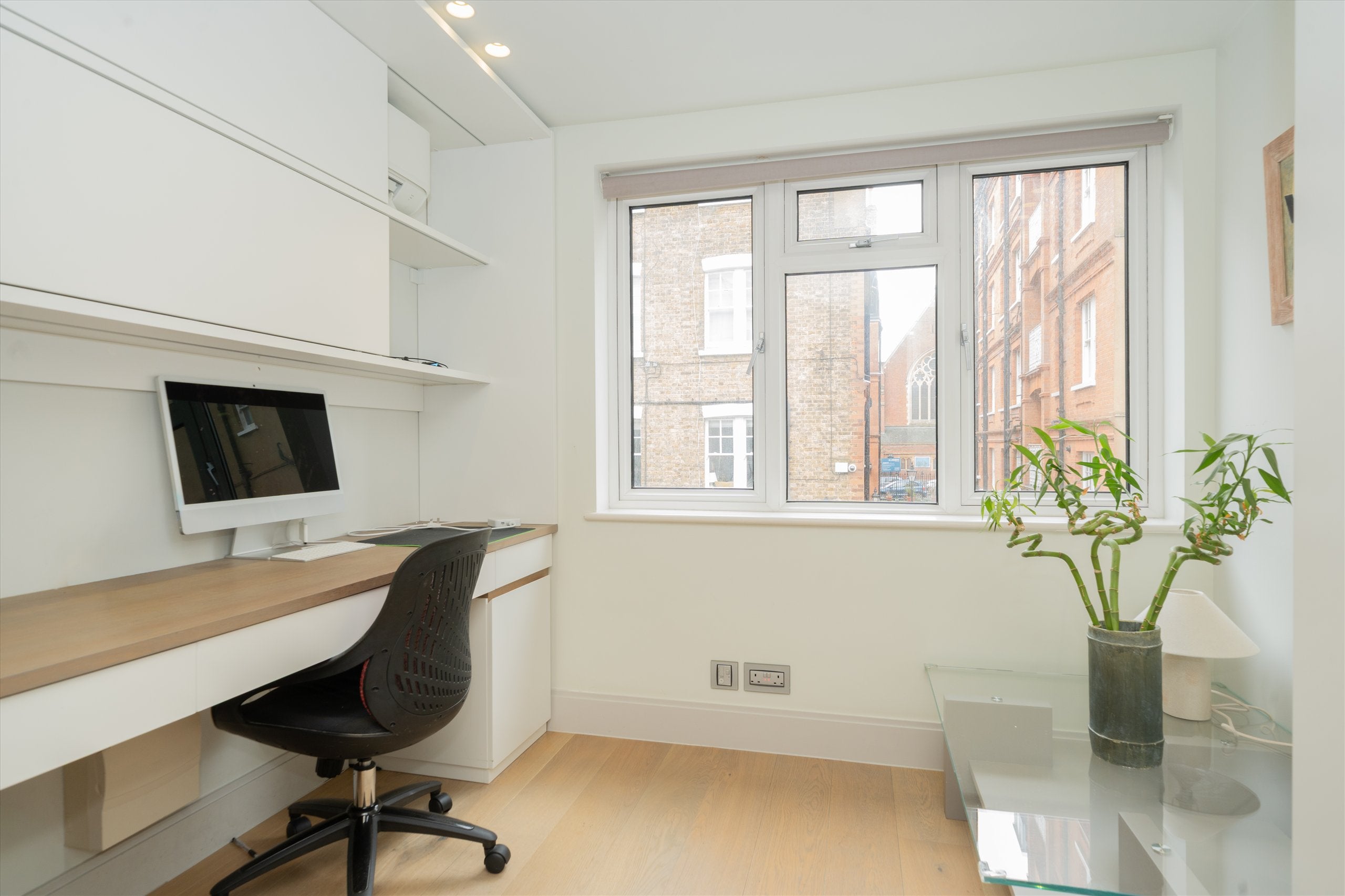 House Limerston Street in Greater London