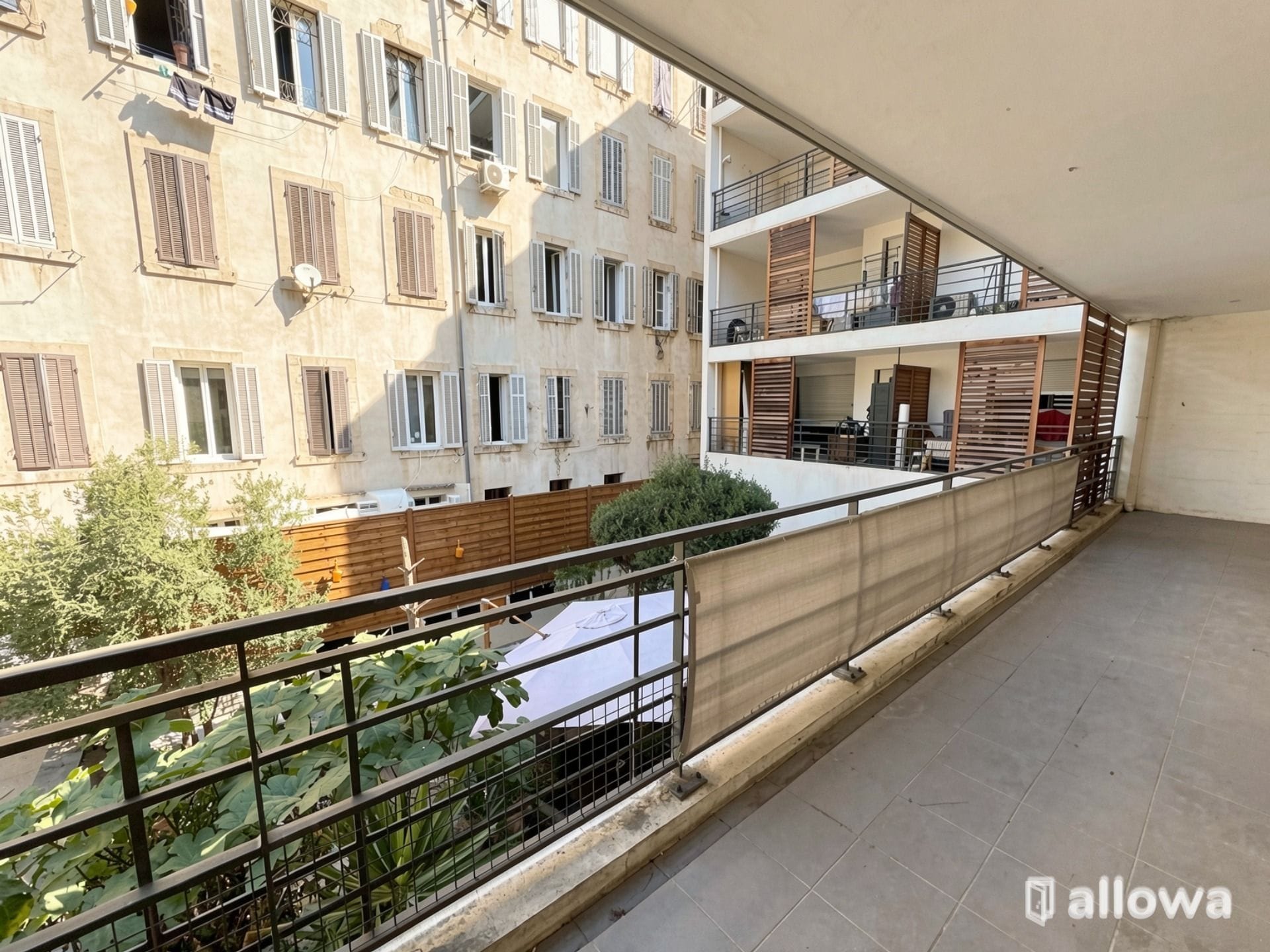 Flat Rue d'Hozier in Marseille