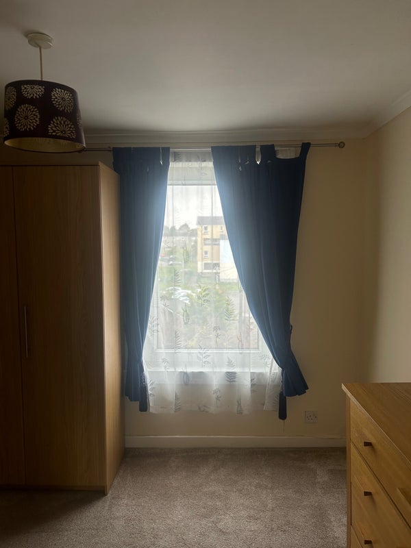 Room Oxgangs Crescent in City of Edinburgh