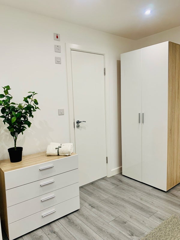 Flat Star Lane in Greater London