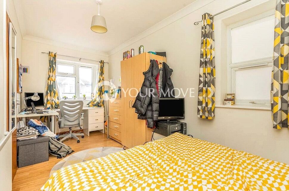 Flat Donnington Grove in Southampton