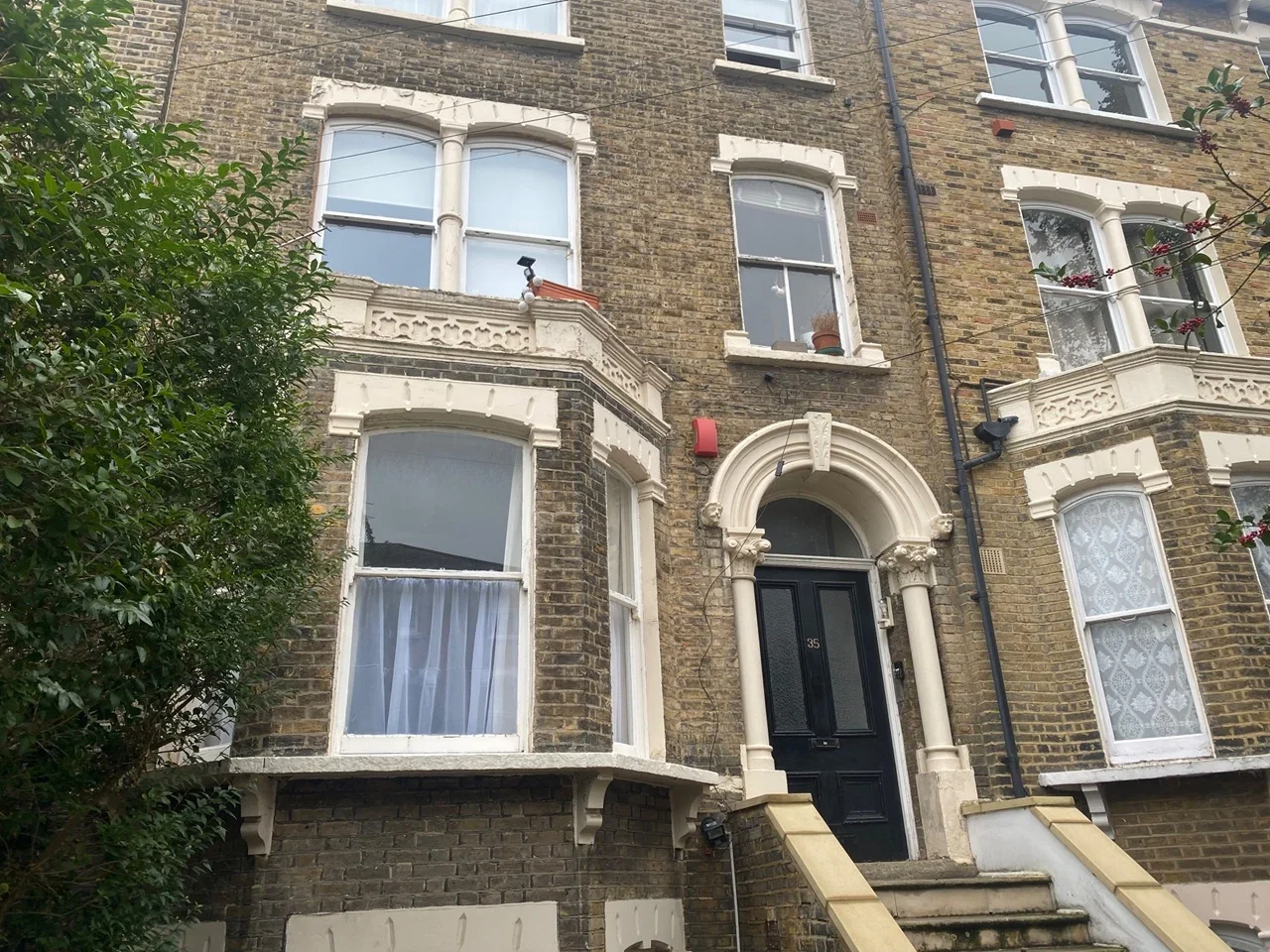 Flat Tressillian Road in Greater London