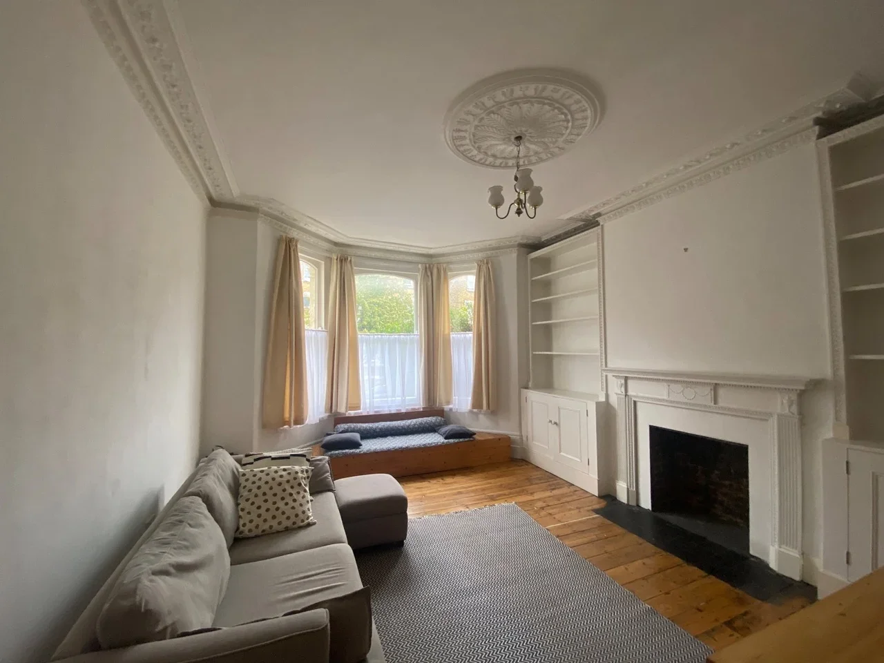 Flat Tressillian Road in Greater London