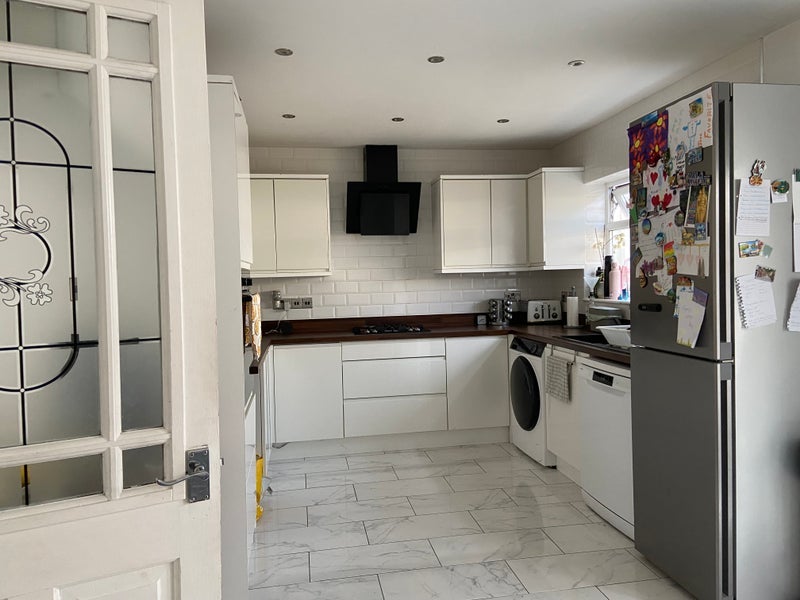 Room Ravenglass Crescent in Bristol